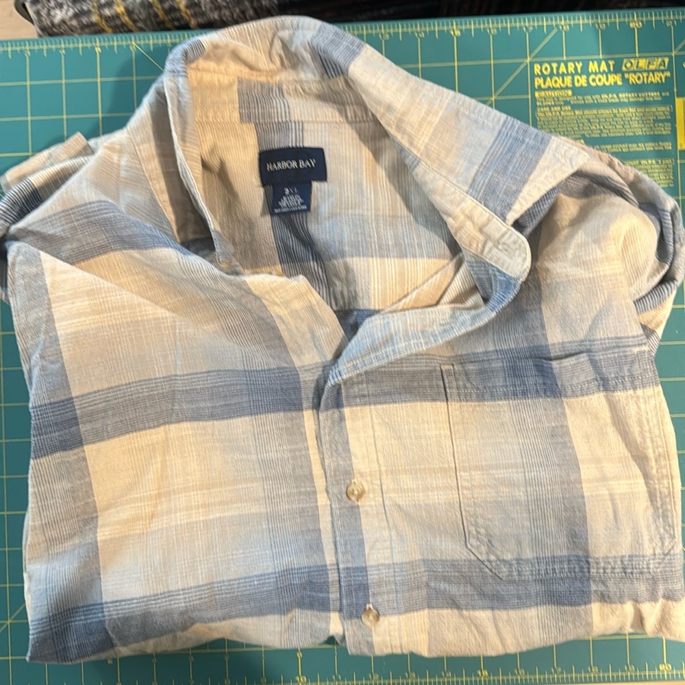 2XL button down blue plaid